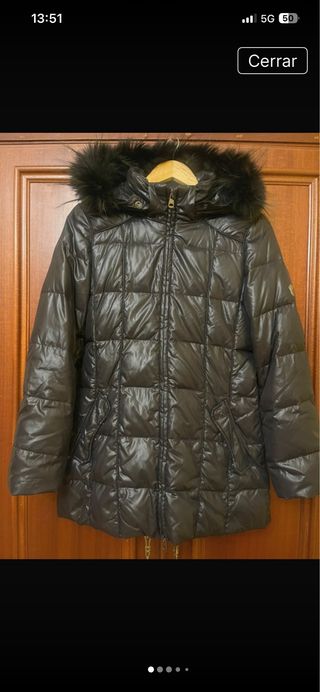 Plumas Max Mara Negro con Capucha y Pelo
