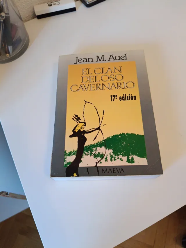 El Clan Del Oso Cavernario / The Clan Of The Ca...