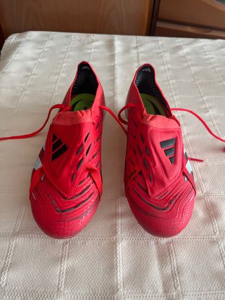Botas Fútbol Adidas Predator Gama Alta 
Talla 41
