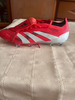 Botas Fútbol Adidas Predator Gama Alta 
Talla 41