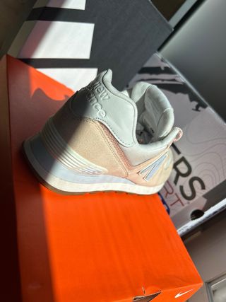 New Balance 574 beige y rosa — muy cuidadas