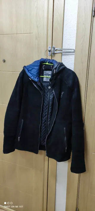 Cazadora de ante capucha forro desmontable 