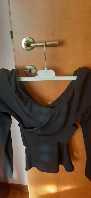 Maglietta nera manica lunga