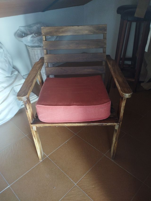 Sillón de terraza madera y tela