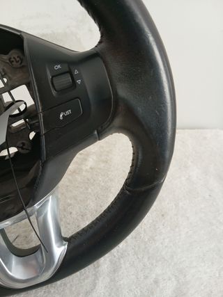 Volante Peugeot 2008