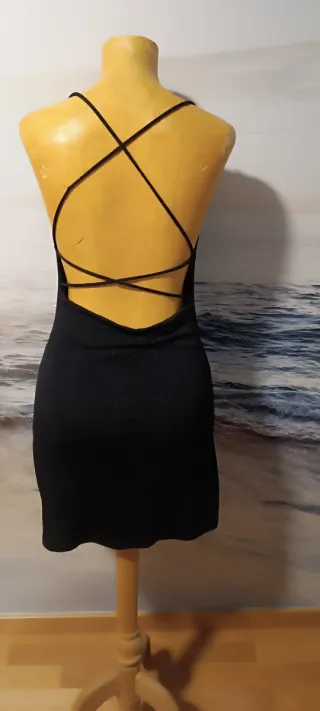 Vestido negro brillante tirantes