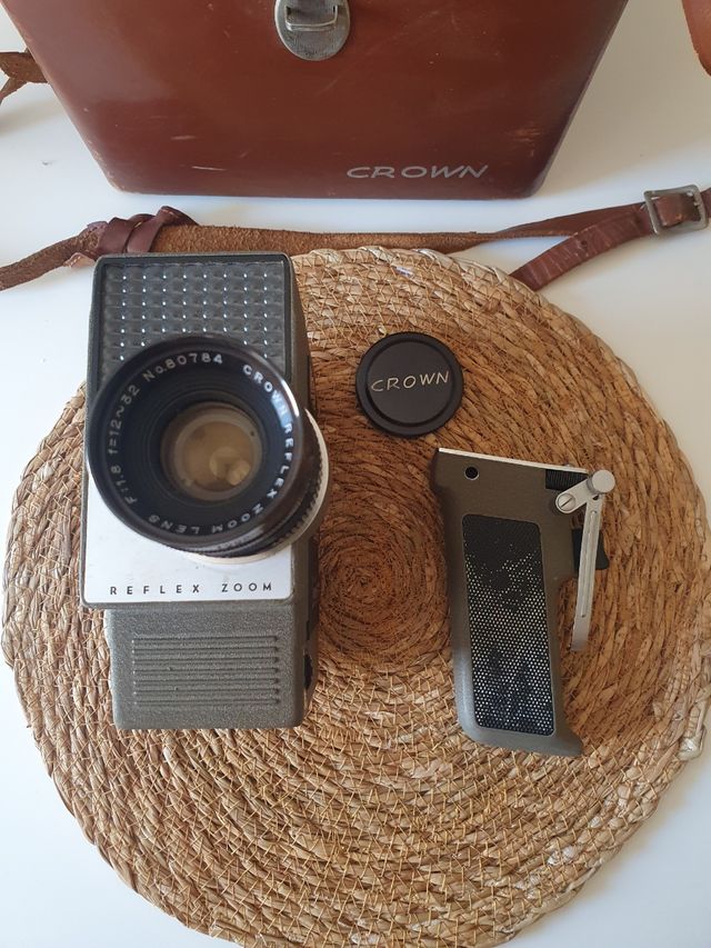 Cámara de cine vintage Crown 8