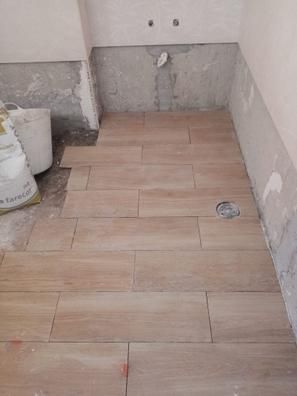 REFORMAS SUELOS BAÑOS ALMERIA 624 51 69 04
