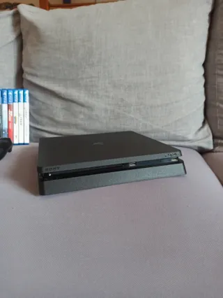 PS4 (PlayStation 4) Nera + Giochi + Controller