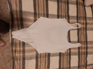 Lote 2 tops, una camiseta y un body