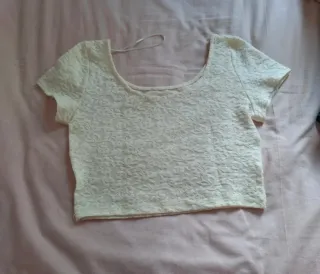 Lote tops, una camisetas y un body