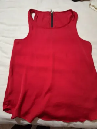 Lote tops, una camisetas y un body