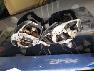 Pedales Shimano XT