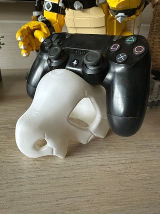 Soporte Cráneo Cubone Pokemon PS4/PS5