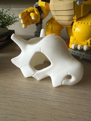 Soporte Cráneo Cubone Pokemon PS4/PS5