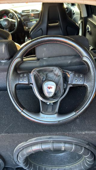 Volante y pomo Seat Leon Cupra MK2 1P