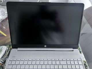 Portátil HP 15s-EQ0021NS Ryzen 5 8GB