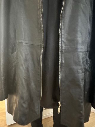 Chaqueta de cuero negra