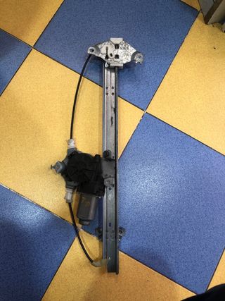 Elevalunas Trasero Dcho Nissan Pathfinder