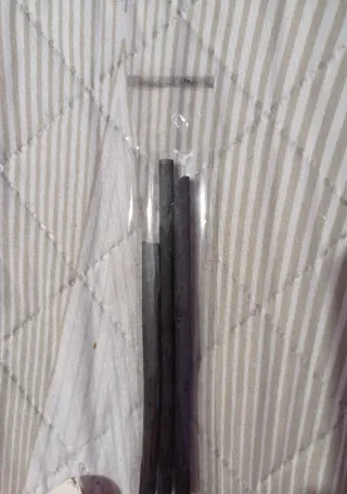 Materiales de arte: Tinta China y Carboncillos