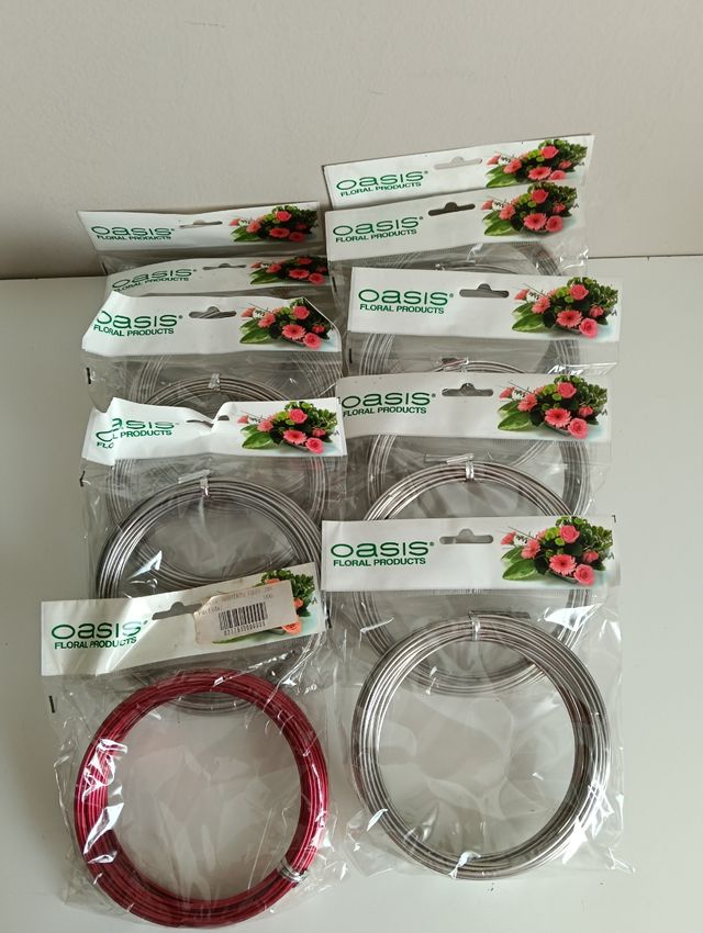 Alambre de aluminio 2mm de Oasis Floral.
