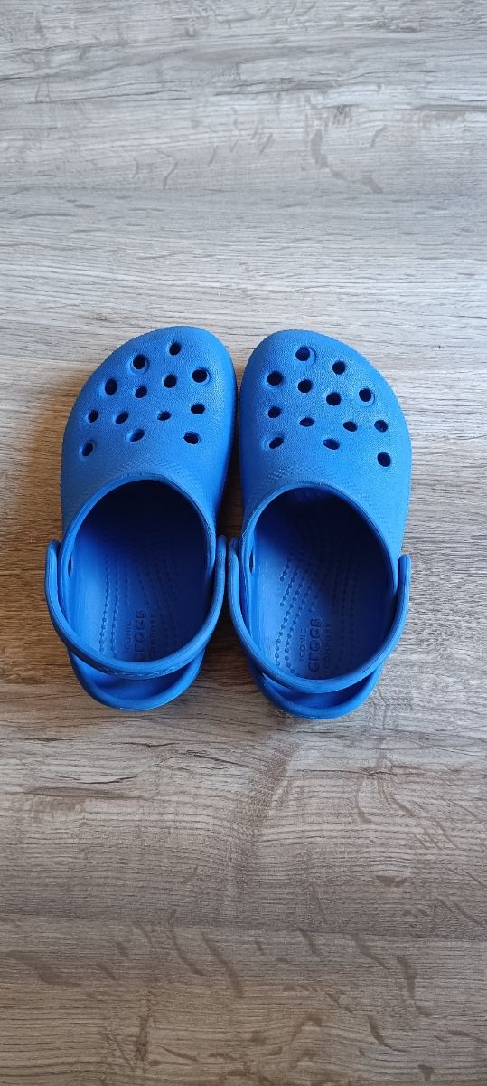 Crocs originales talla 27-28
