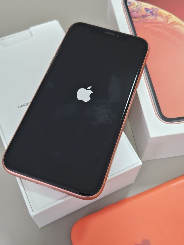 iPhone XR 128 GB Coral