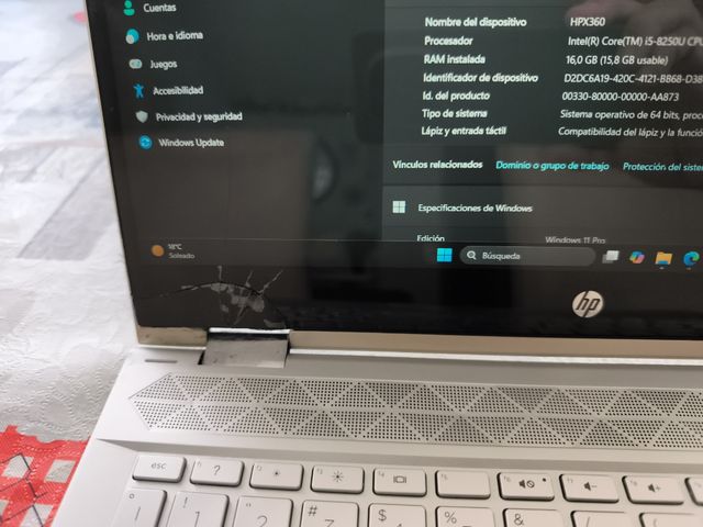 HP Pavilion x360 i5 16 GB di RAM