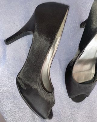 Zapatos Carla Jellvone Talla 39 Negros