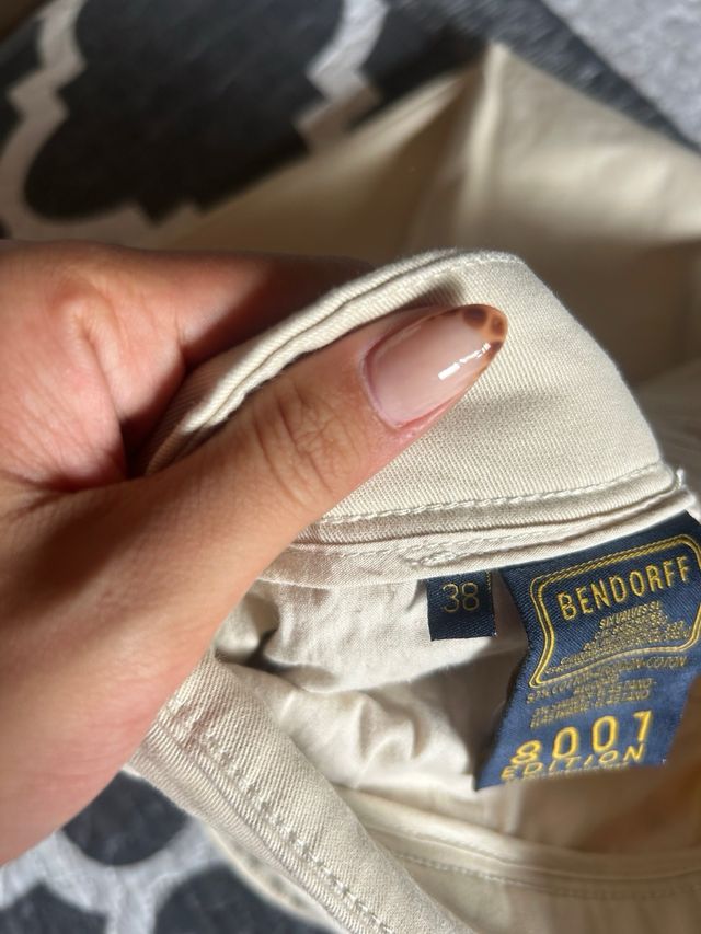 Pantalón chino beige hombre