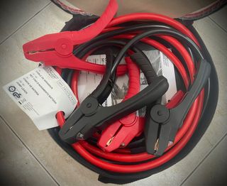 Cables de arranque batería coche