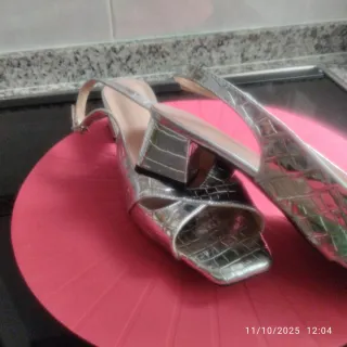 Sandalias plateadas Primark Talla 43