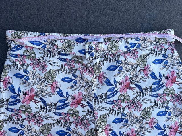 Pantalón estampado floral elástico