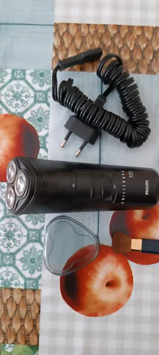 Máquina de afeitar Philips 555