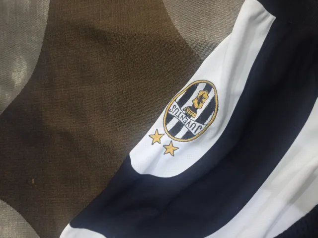 ORIGINAL Camiseta Real Madrid 85€ Juventus 45€ 