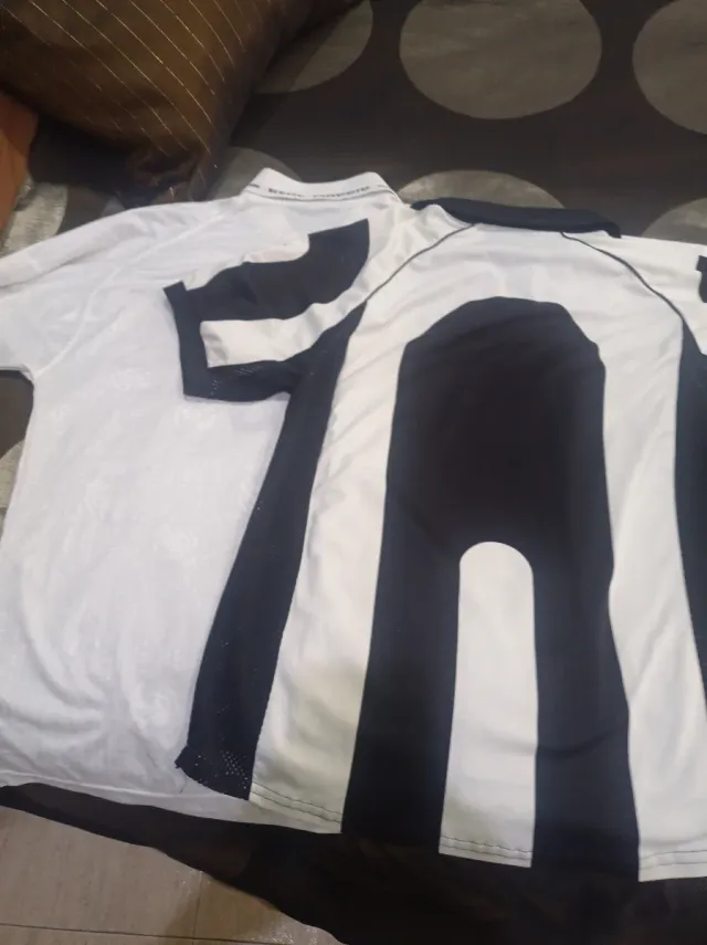ORIGINAL Camiseta Real Madrid 85€ Juventus 45€ 