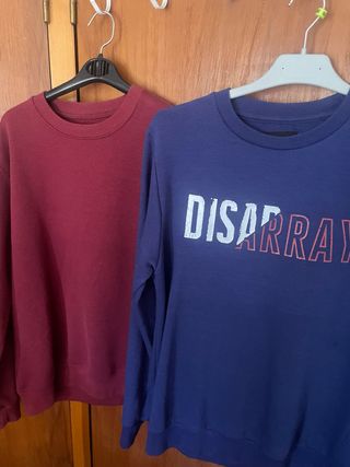 Lote 2 jerseys: azul y rojo