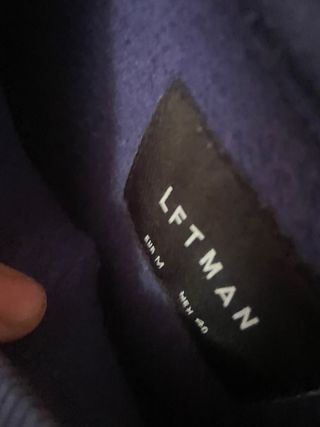 Lote 2 jerseys: azul y rojo