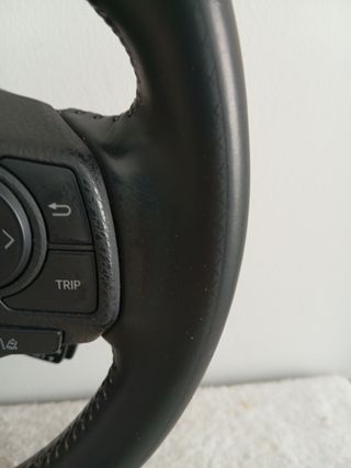 Volante Toyota Auris II