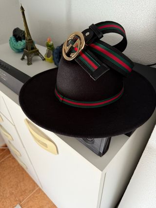 Sombrero Gucci Negro con Cinturón