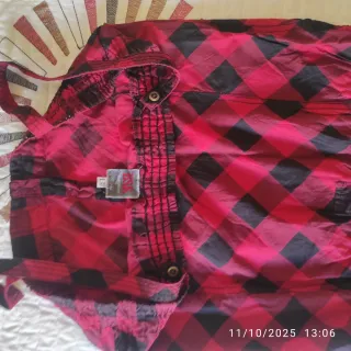 Top cuadros pin-up rojo y negro estilo pin up