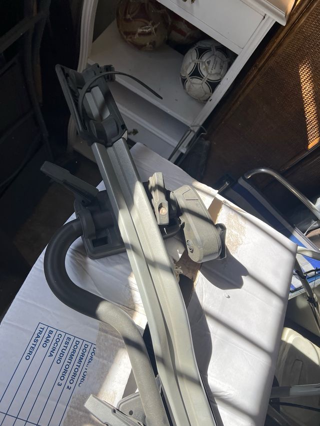 Portabicicletas Thule Volvo con Cerradura