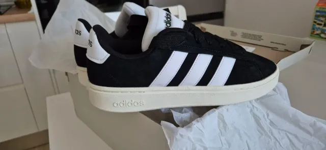 Zapatillas Adidas talla 43