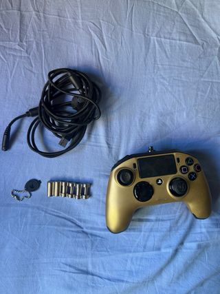 Mando Nacon Revolution Pro Controller PS4 Amarillo