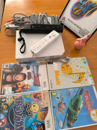 Consola Nintendo Wii Blanca + Accesorios y Juegos