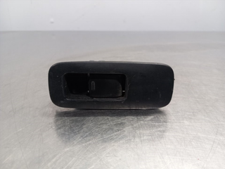 MANDO ELEVALUNAS DELANTERO DERECHO NISSAN QASHQAI
