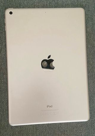 Apple iPad A1822 Plata (5ª generacion)