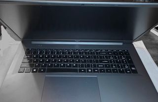 Ordenador Portátil Tivique 18.5" 16GB RAM