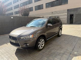 Mitsubishi Outlander 2010
