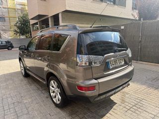 Mitsubishi Outlander 2010